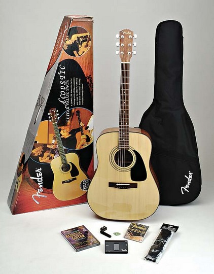 Fender DG-8S Solid Top Acoustic Pack Fender DG-8S Solid Top Acoustic Pack