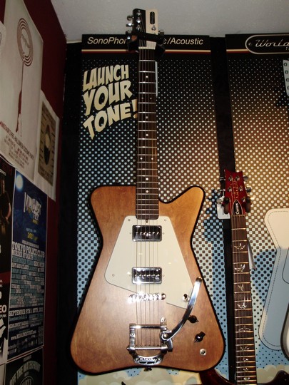 Worlatron SonoPhonic Natural w/Bigsby